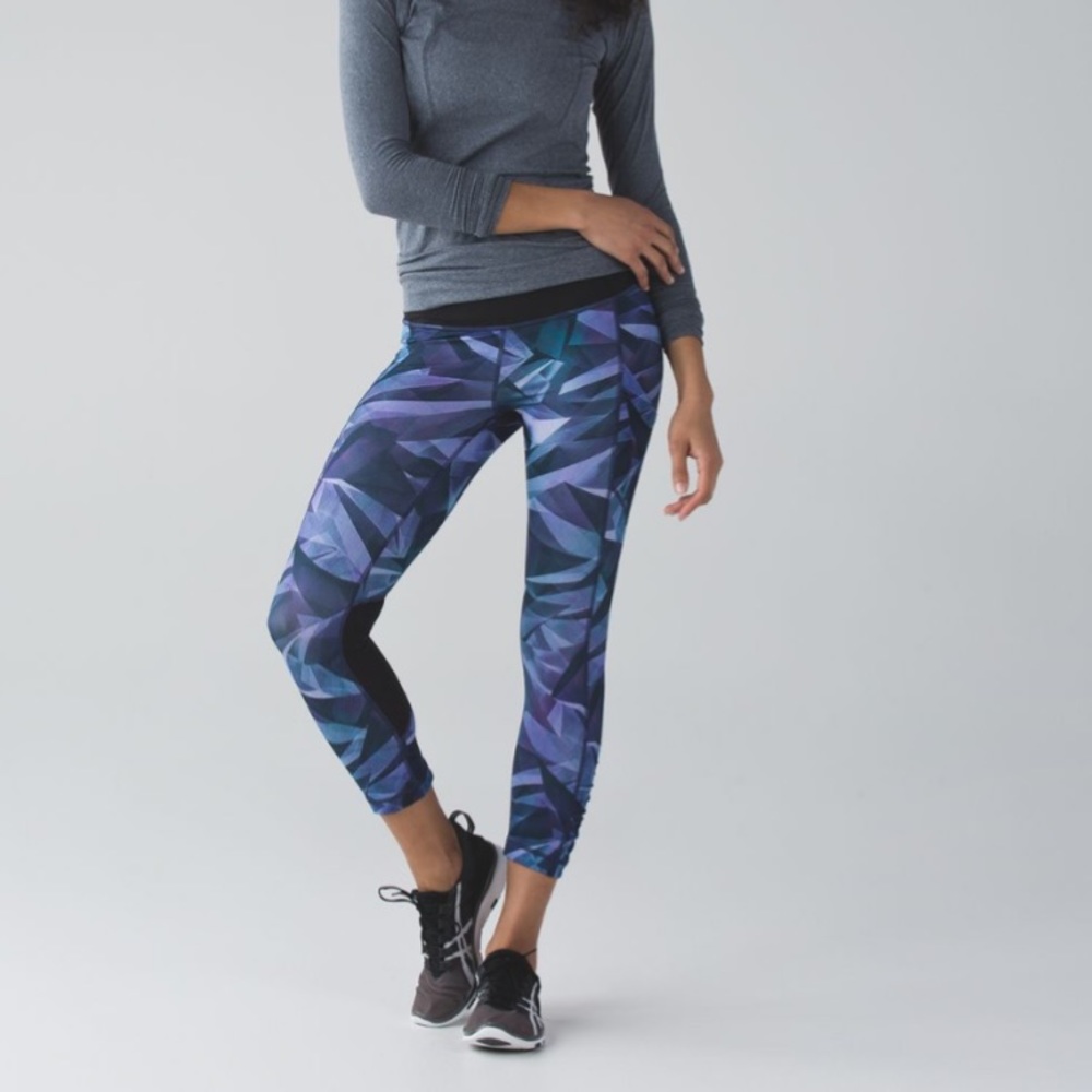 Lululemon Speed Crop